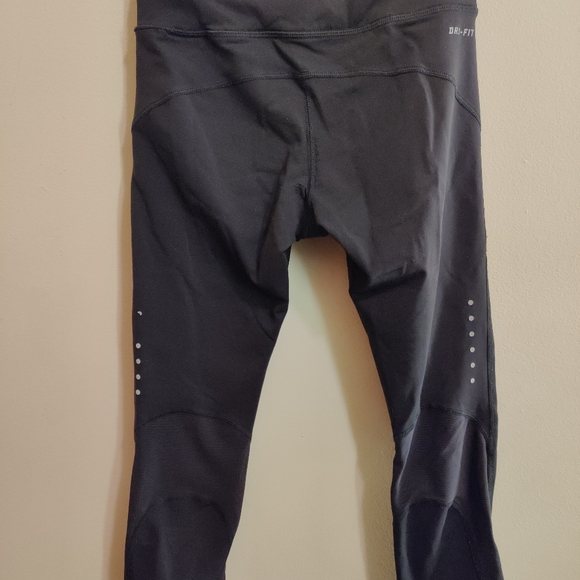 Nike Running Dri-Fit reflective leggings - Picture 4 of 5